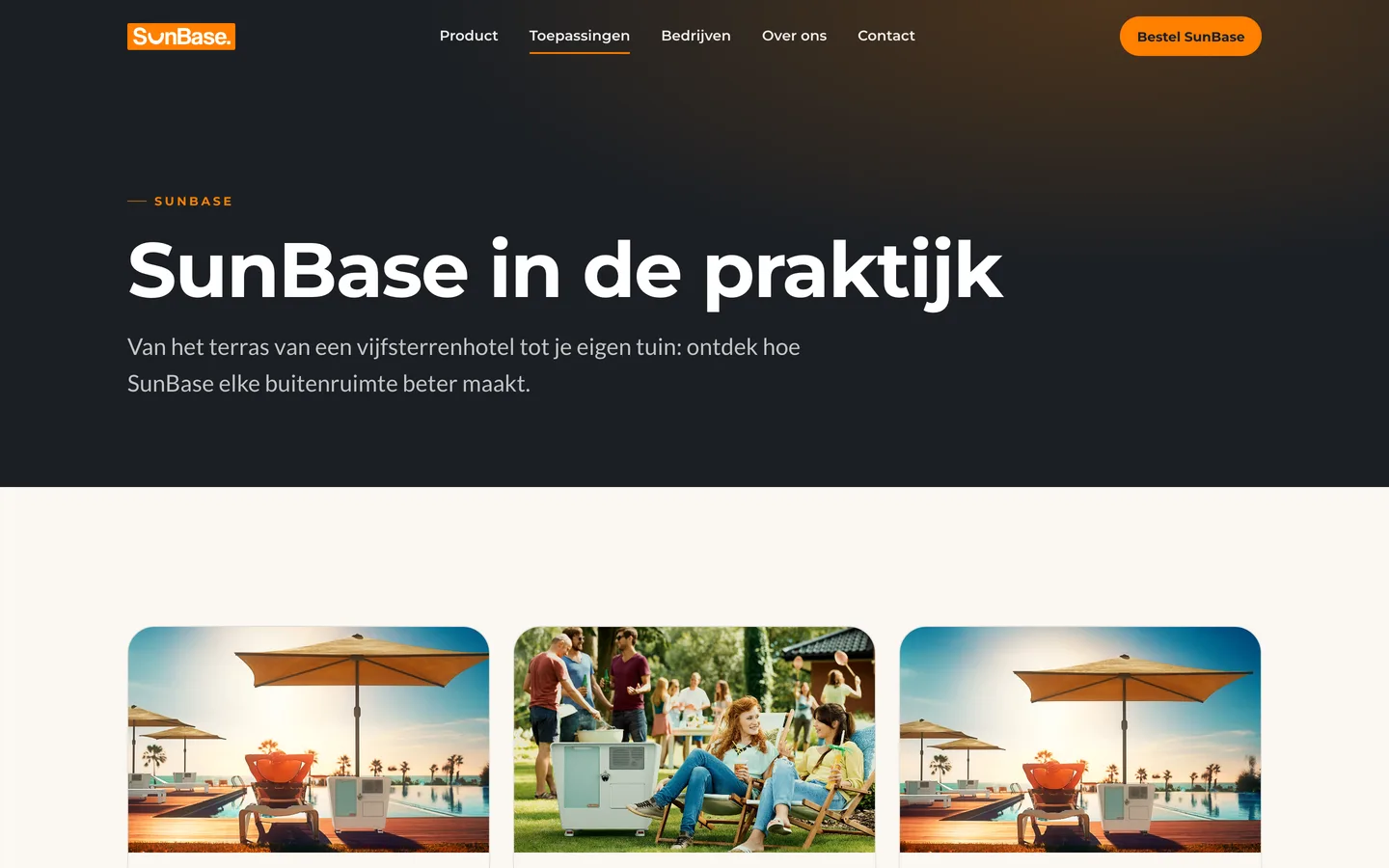 De pagina SunBase in de praktijk op de site van SunBase Benelux: een donkere kop met de titel en een zin, en daaronder de eerste rij kaarten met foto's van de SunBase aan een zwembad, in een tuin en op een terras.